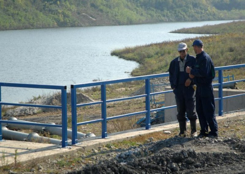 Zaustavljeno curenje na brani u Opatovcu