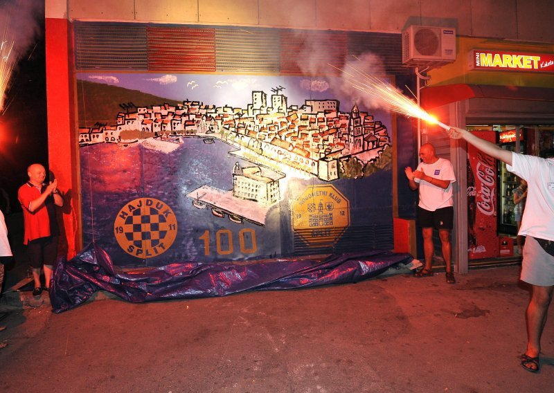 Mural zbratimio Hajduk i RNK Split