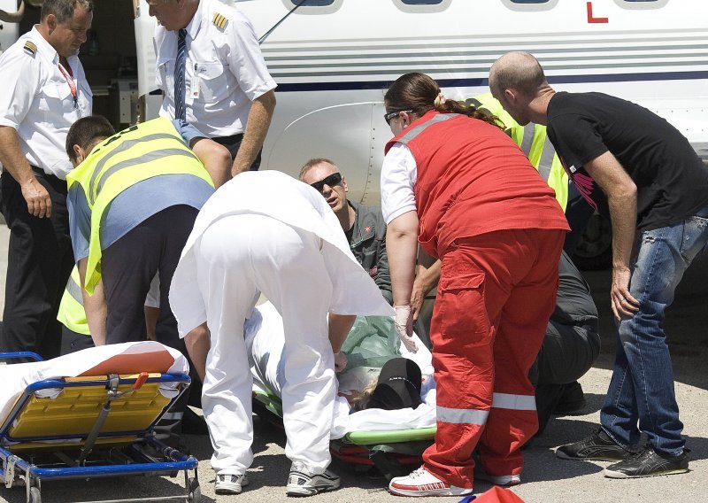 Australka prebačena na rekonstrukciju lica u Milano