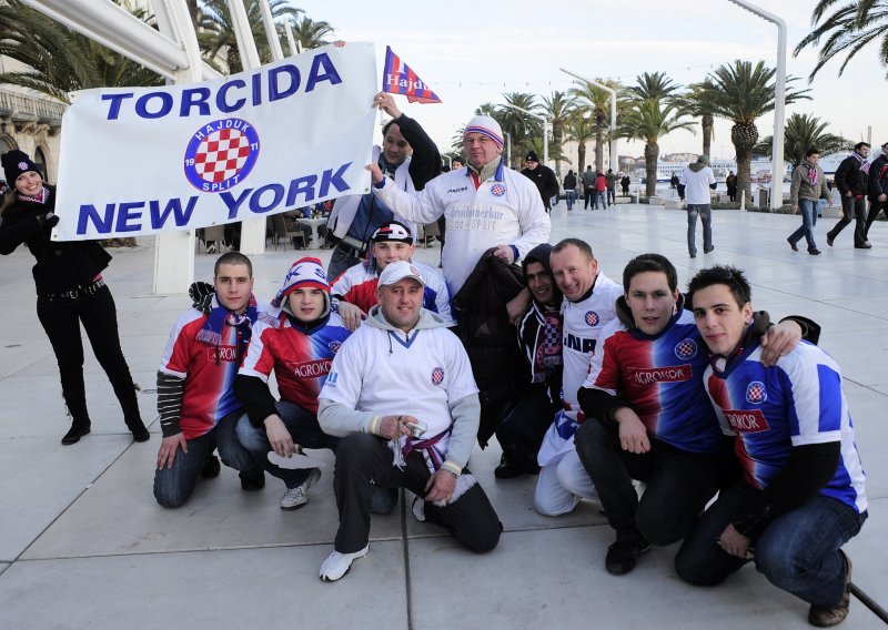 Delegat nemilosrdan: Hrvatima nema na stadion!