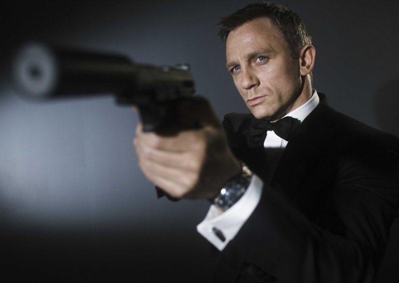 Procurio novi James Bond