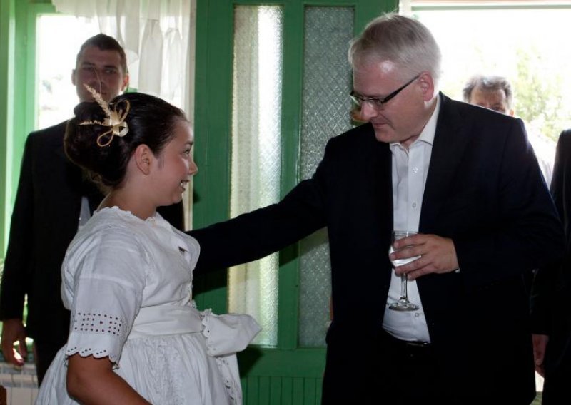 Josipović pao i ozlijedio ruku