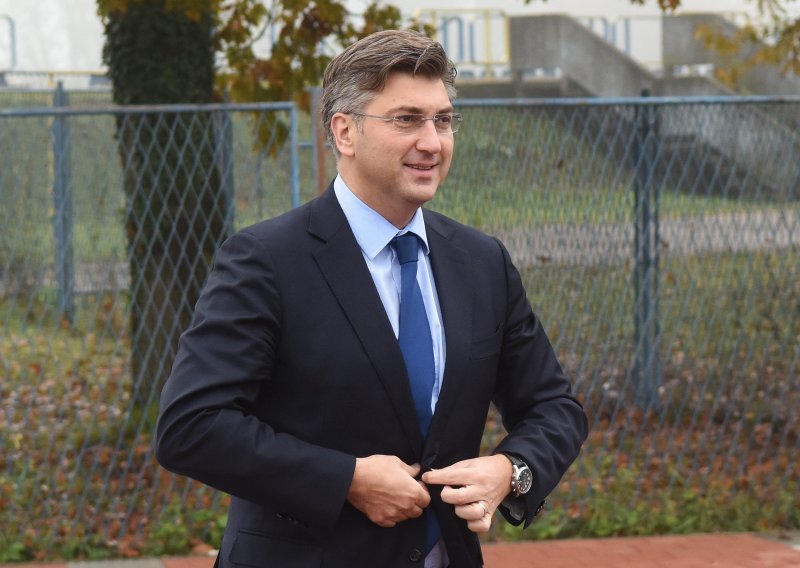 Plenković: Velika je vjerojatnost da će Marić preuzeti novo ministarstvo