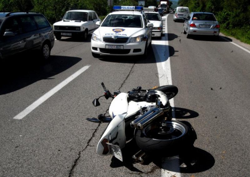 Poginuo u naletu motocikla