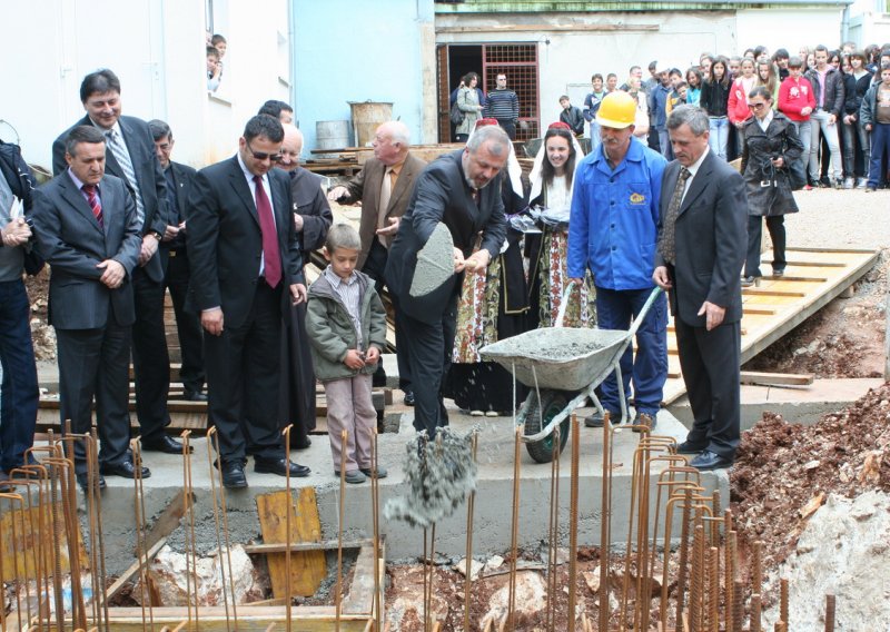 Kamen temeljac za novu školu u Vrgorcu