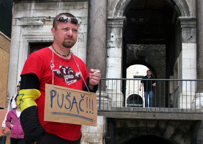 Splićanin protestirao sa židovskom zvijezdom