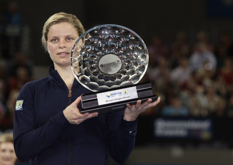 Clijsters u finalu bolja od Henin