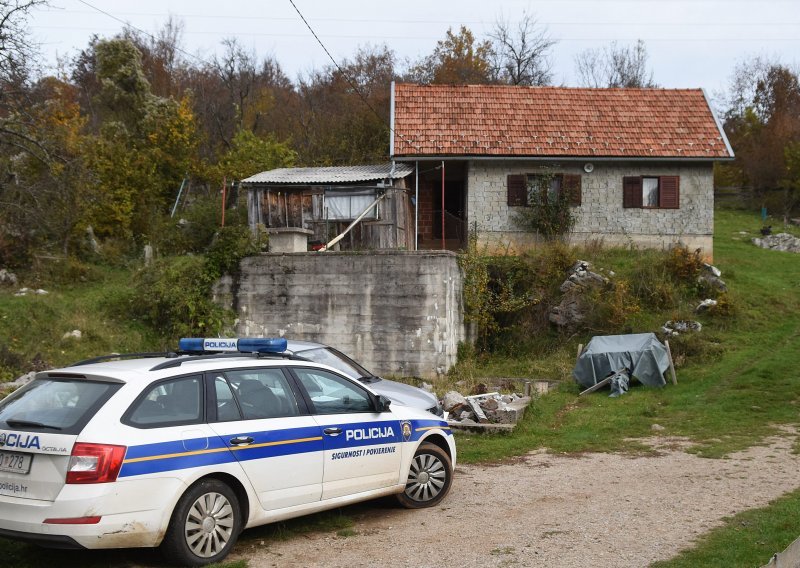 Mladić sam aktivirao ručnu bombu i hinio da je žrtva