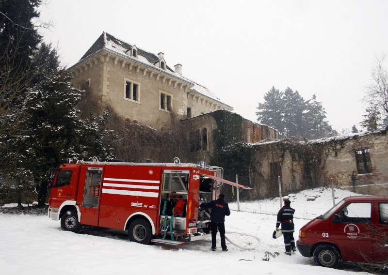 Zabavljajući se zapalili varaždinski dvorac