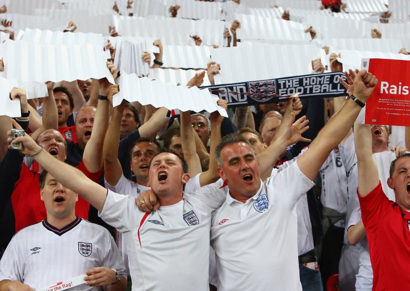 Englezi bijesni: Pohlepom uništavate nogomet