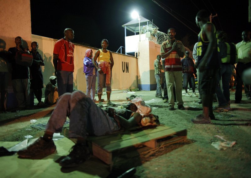 Pucnjevi odjekuju glavnim gradom Haitija