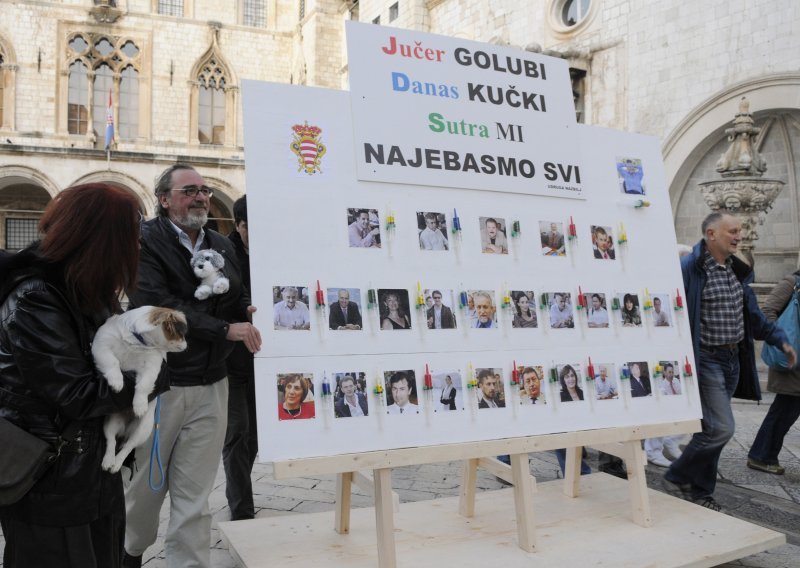 Prosvjed za spas dubrovačkih napuštenih pasa