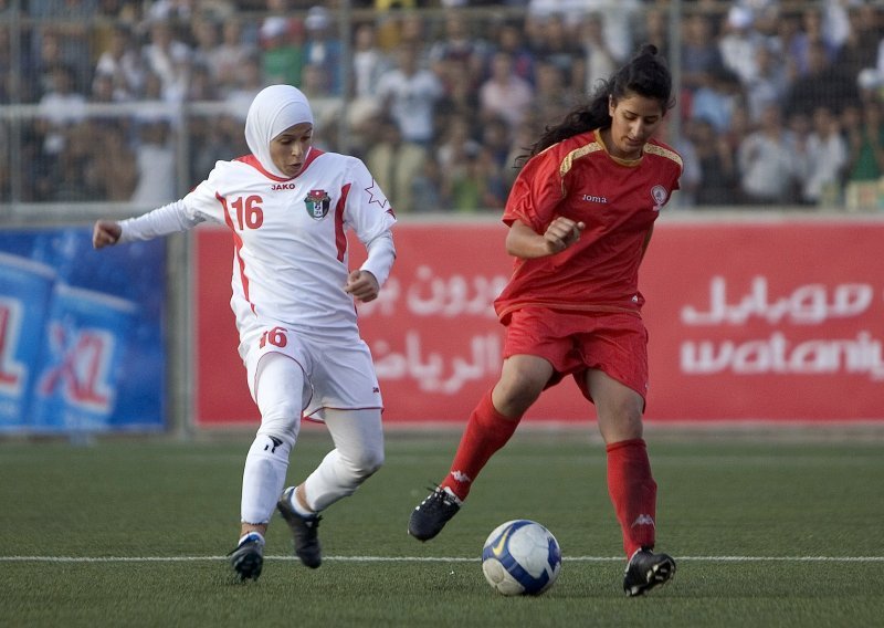 Povijesni ogled nogometašica Palestine