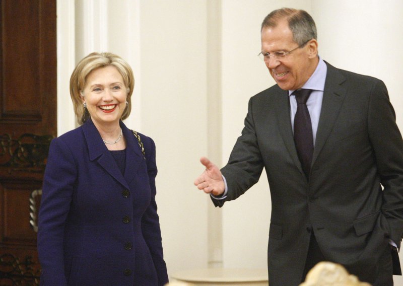Clinton u Moskvu došla po potporu za pritisak na Iran