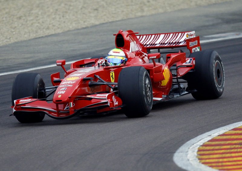 Massa opet za volanom Ferrarijevog bolida