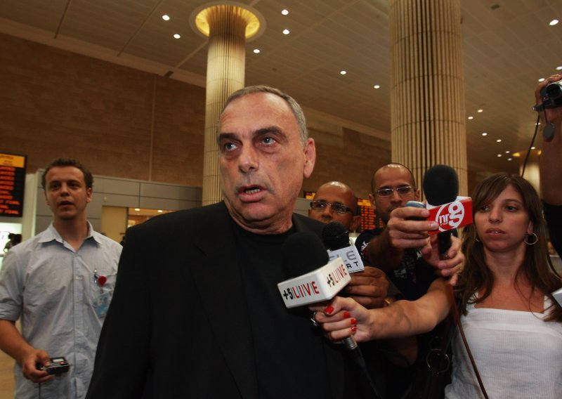 Avram Grant se na kraju skrasio u Portsmouthu