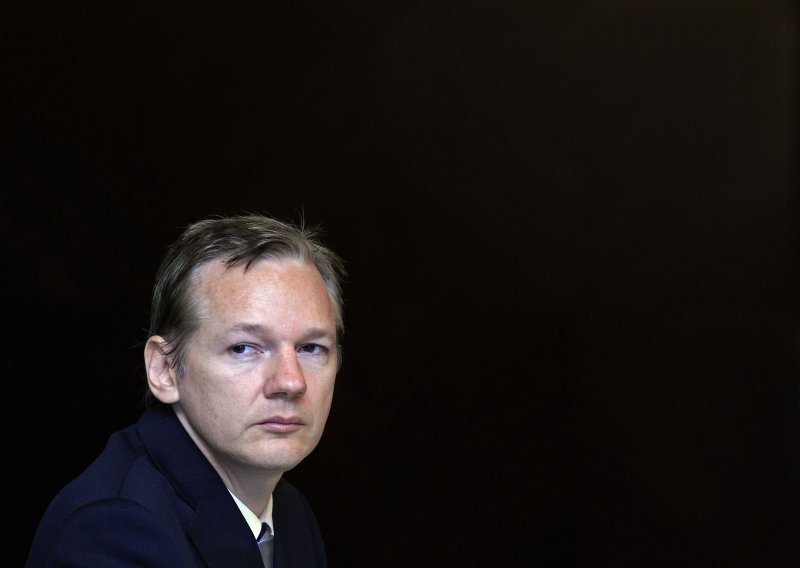 Assange tvrdi kako iza izbjegličkog vala stoji sirijska oporba