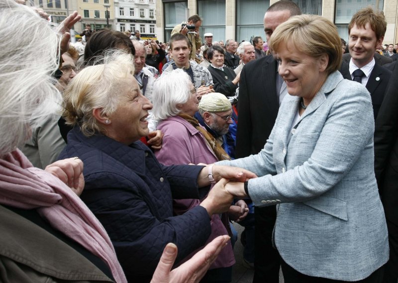 Merkel i CDU/CSU i dalje uvjerljivo vode