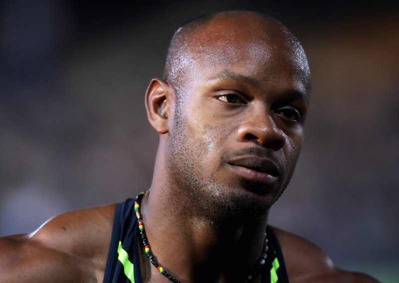 Asafa Powell pred diskvalifikacijom sa SP-a