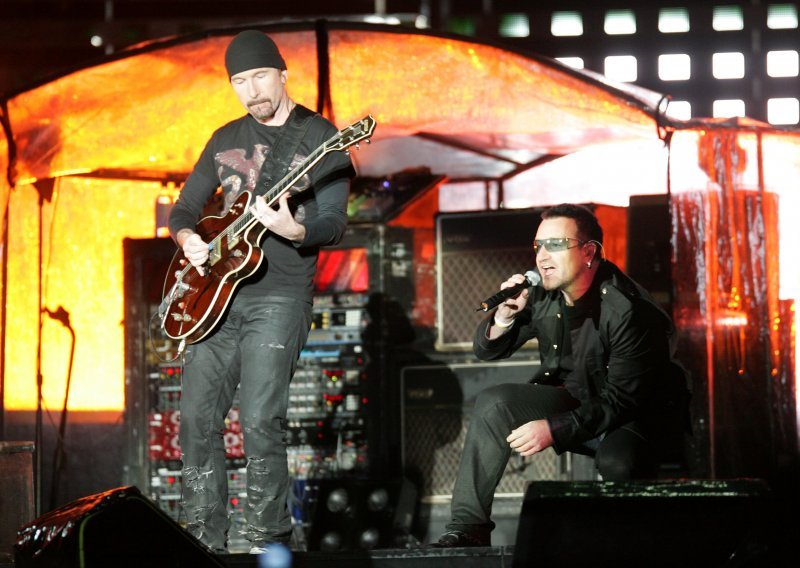 Sto karata za U2 invalidima