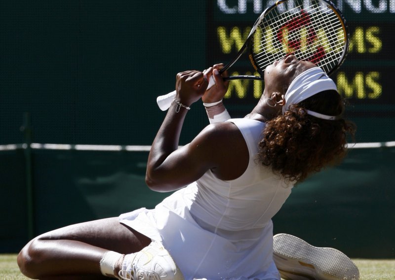 Serena preko Venus do 10. grand slam naslova
