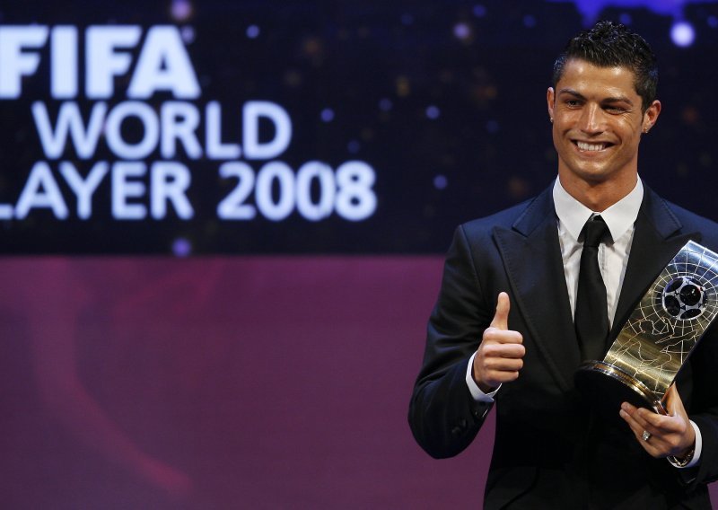 Odšteta za Ronalda milijardu eura