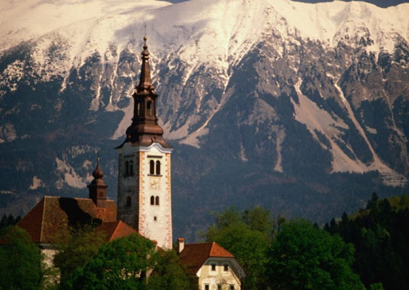 Slovenski biskupi pozvali birače na izbore