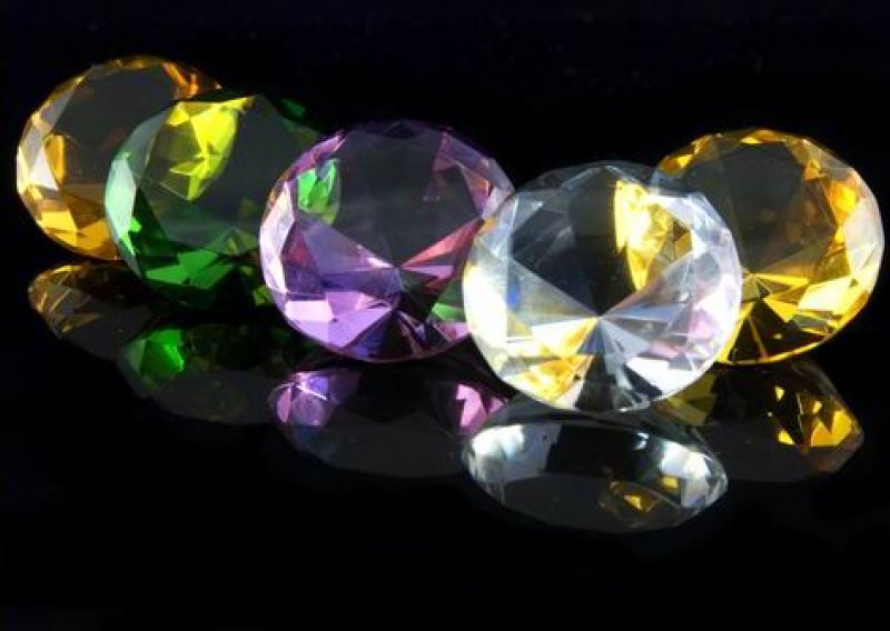 Zbog krize proizvodnja dijamanata drastično smanjena