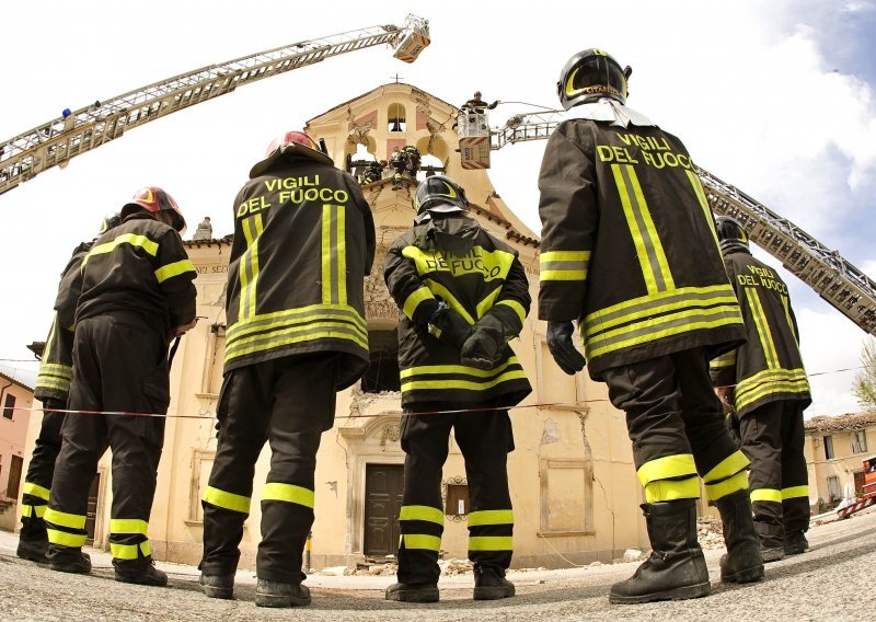 Mafija se sprema zaraditi na žrtvama potresa