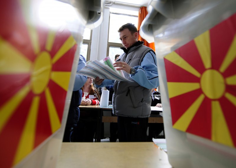 Pohvale predsjedničkim izborima u Makedoniji