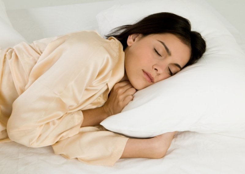 Premalo sna utrostručuje rizik od prehlade