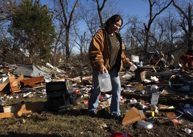 Tornado usmrtio osam ljudi u Oklahomi