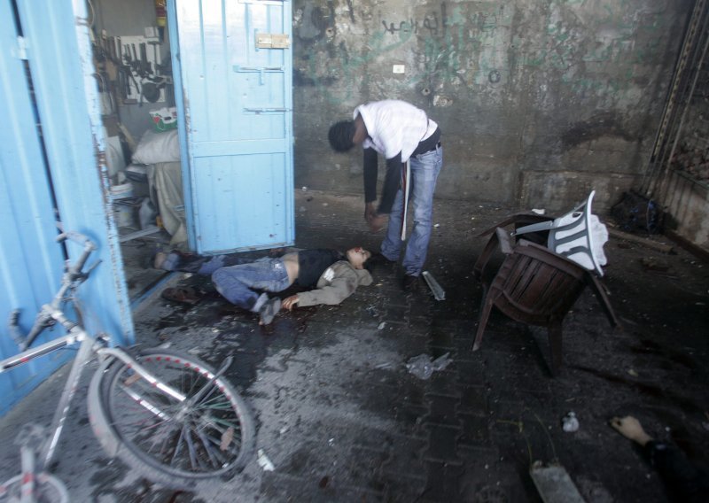 40 mrtvih u izraelskom napadu na školu