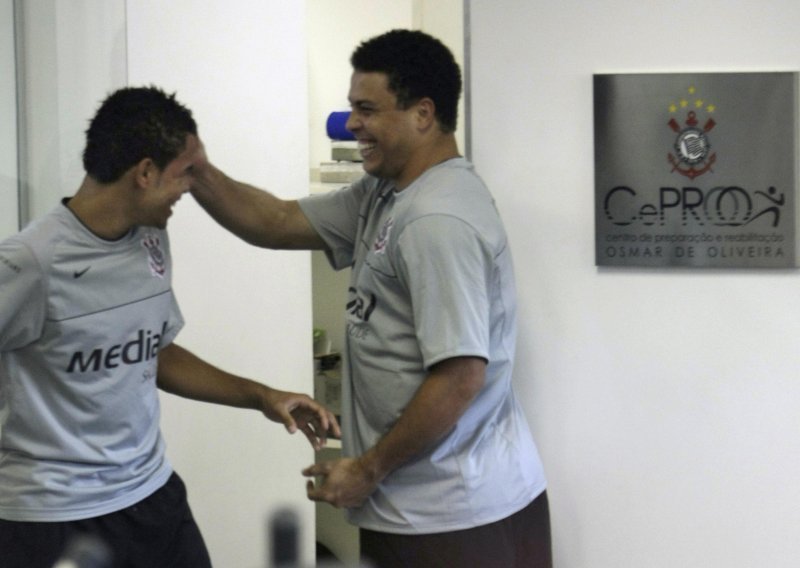Ronaldo počeo s treninzima u Corinthiansu