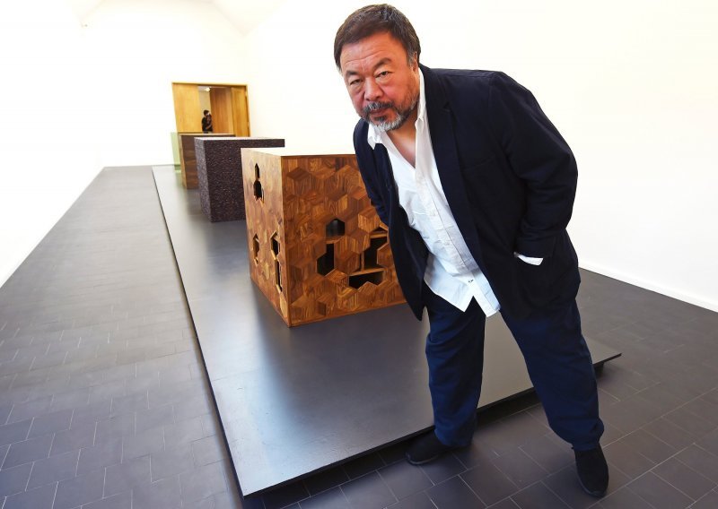 Ai Weiwei u Pragu izlaže zastrašujuću instalaciju nadahnutu krizom čovječanstva