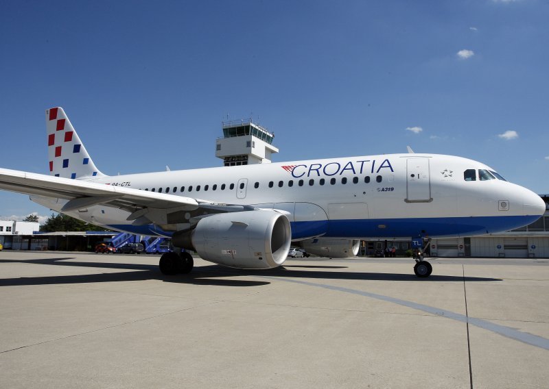 Vozilo za ukrcaj prtljage oštetilo zrakoplov Croatia Airlinesa