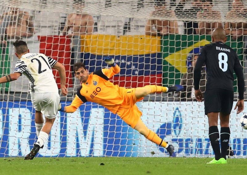 Pjaca i Mandžo sjajni, Juventus korak bliže osvajanju Lige prvaka!