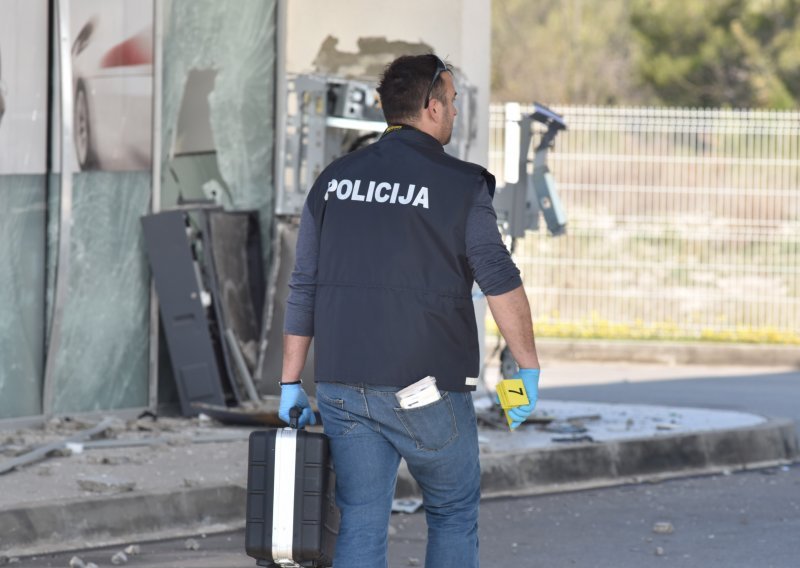 Eksplodirao bankomat u Zadru, policija traga za počiniteljem