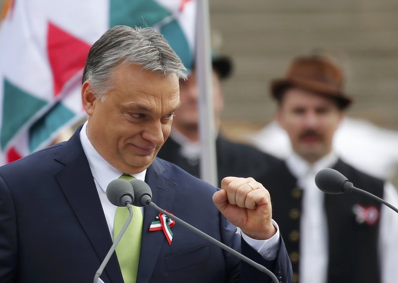Orban opalio po Sorosevom gnijezdu u Budimpešti