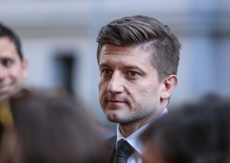 Ministar Marić: Ne želim biti uteg svojoj vladi, neću biti limitirajući faktor u rješavanju situacije u Agrokoru