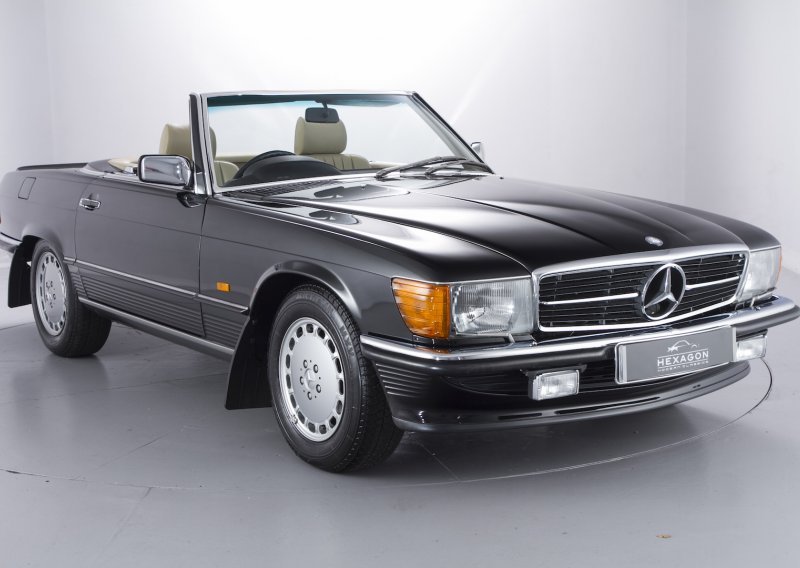 Iako je star gotovo 30 godina, ovaj legendarni Mercedes-Benz 500 SL prešao je samo 1.553 kilometara!