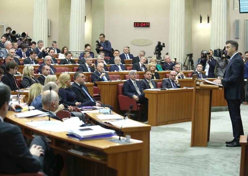 Evo kako su stručnjaci ocijenili prvi nastup premijera Plenkovića