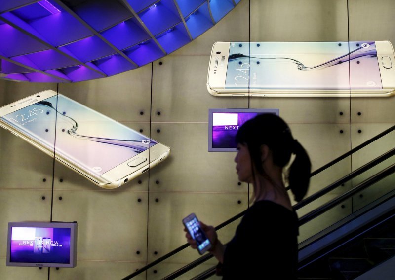 Samsung očekuje 'poteškoće' u 2016.
