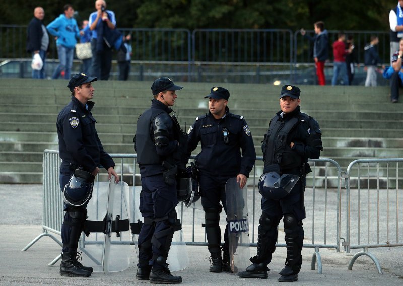 Sindikati: Isplata otpremnina u policiji od 2018. bez odgoda