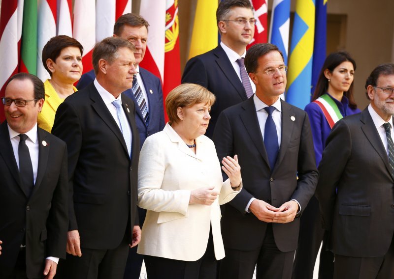 Čelnici 27 zemalja članica se obvezali na jedinstvo i nedjeljivost Europske unije