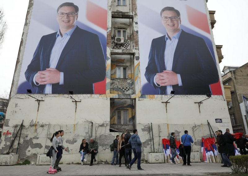 Vučić priseže za predsjednika 31. svibnja, novi premijer u lipnju