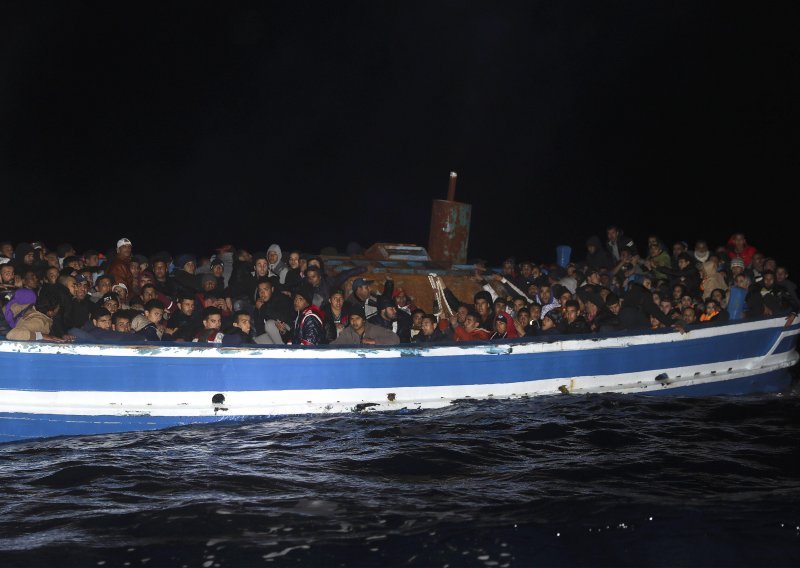 U dva dana u Sredozemnom moru spašeno 5000 migranata