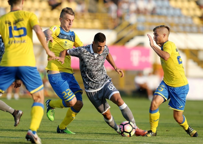 Interu crveni karton, Hajduk s igračem više sve preokrenuo!