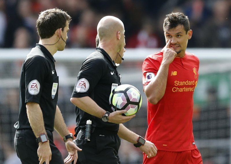 Liverpool slavio u 'Merseyside derbiju', Lovren zamalo izbjegao tešku ozljedu