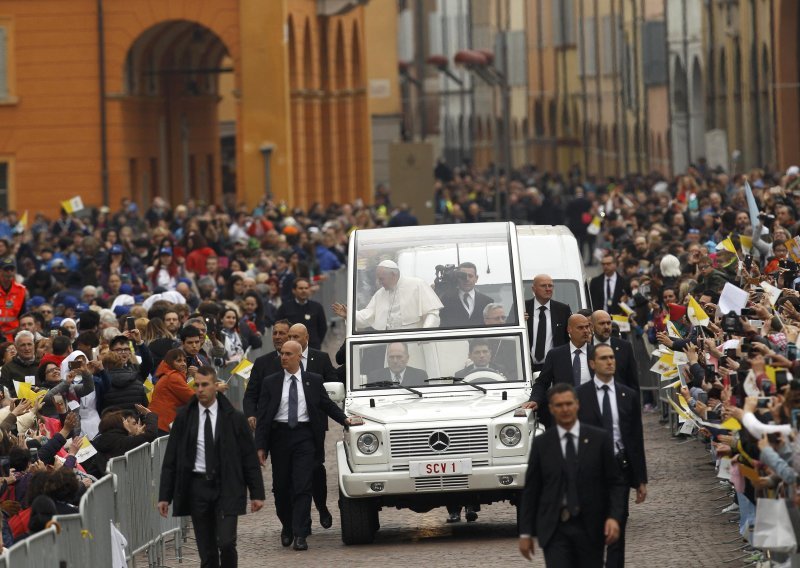Američki tinejdžer priznao planiranje atentata na papu Franju u ime Islamske države